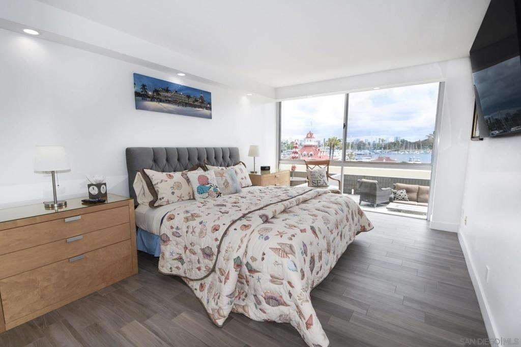 1710 Avenida Del Mundo - Photo 16