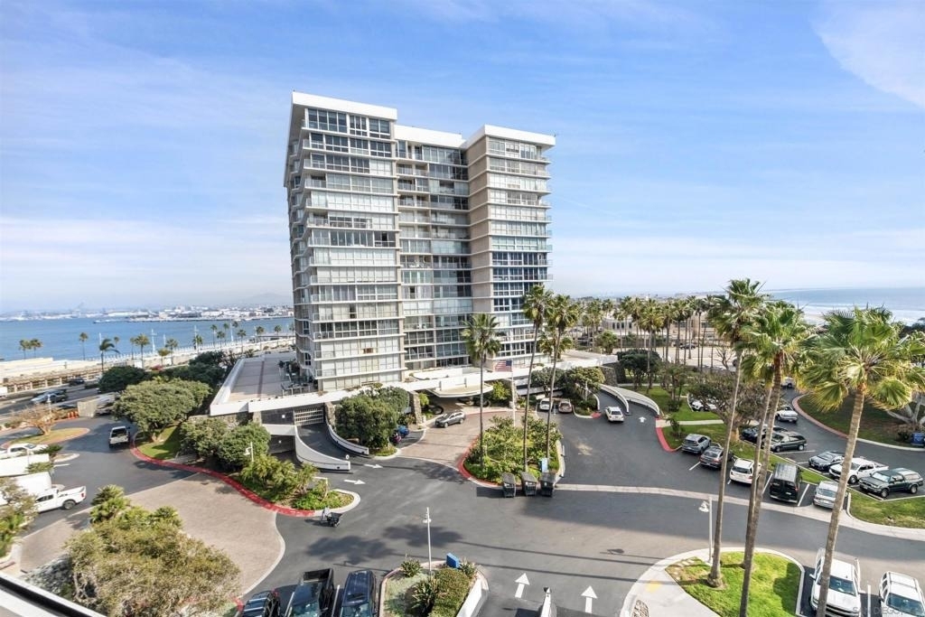 1810 Avenida Del Mundo - Photo 33
