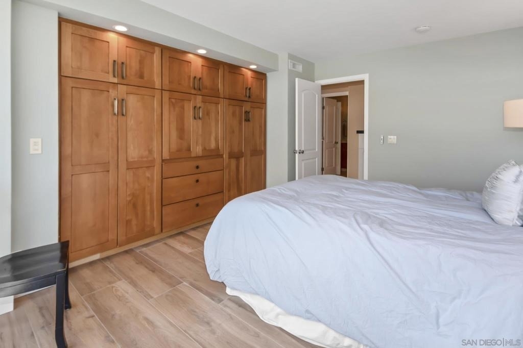 1810 Avenida Del Mundo - Photo 20