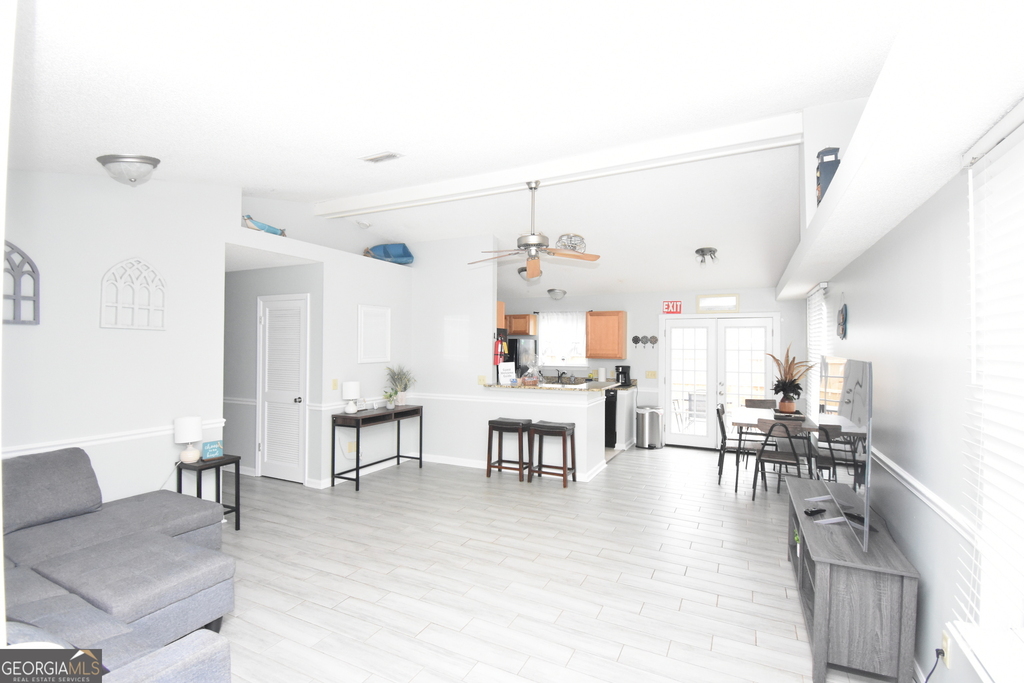 208 Gunter Street - Photo 4