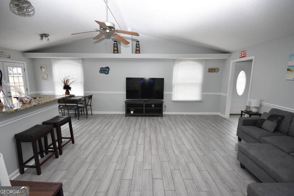 208 Gunter Street - Photo 6