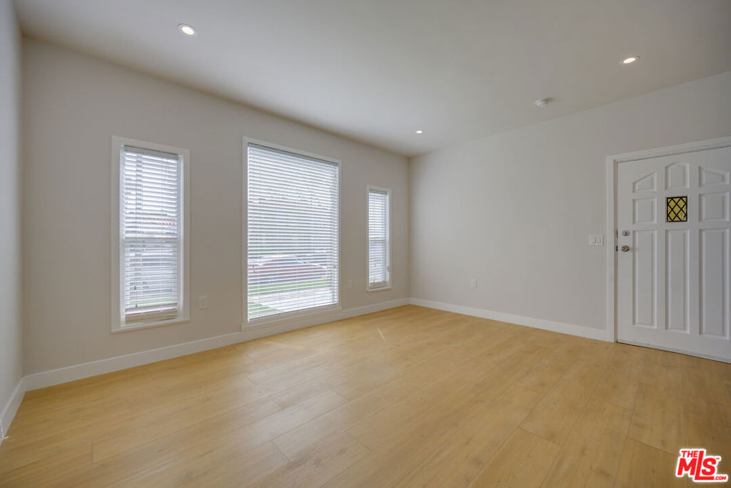 3035 West Boulevard - Photo 5