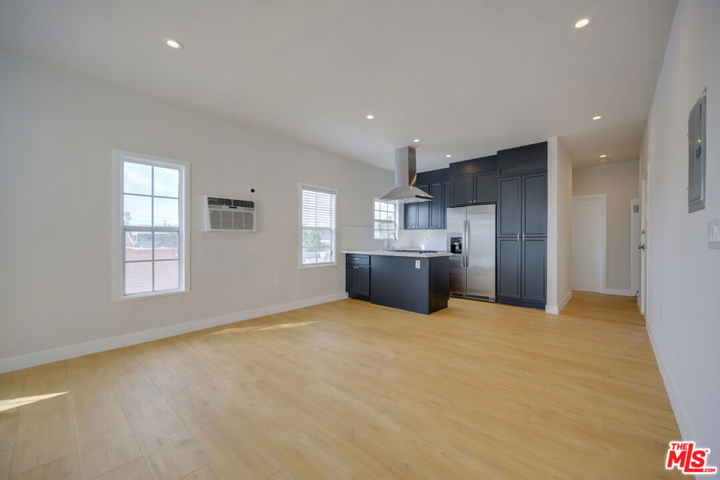 3035 West Boulevard - Photo 10