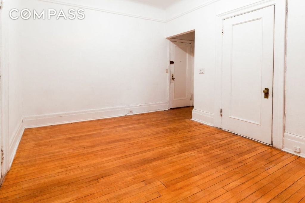 26 E 63rd Street - Photo 3