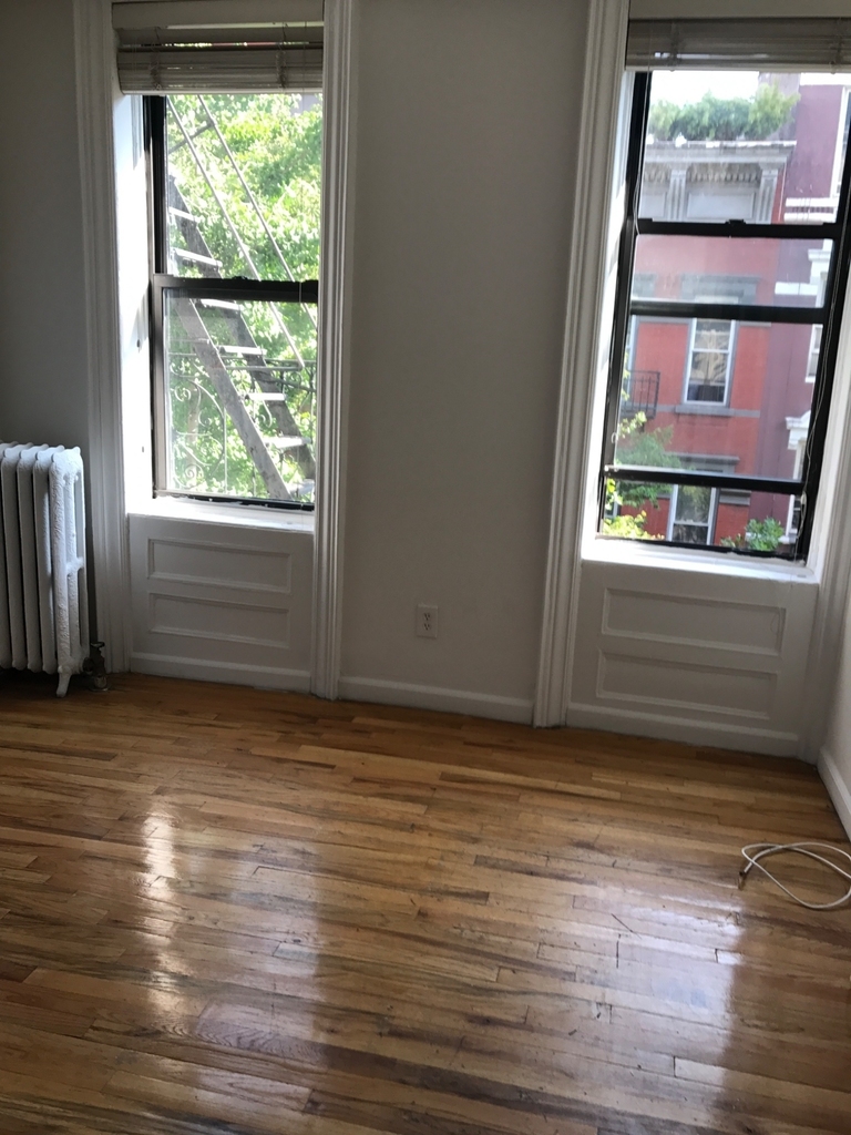 71st Street and 3rd Avenue  - Photo 5