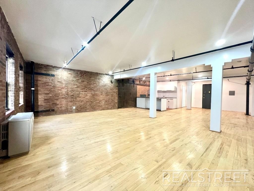 337 Kent Avenue - Photo 8