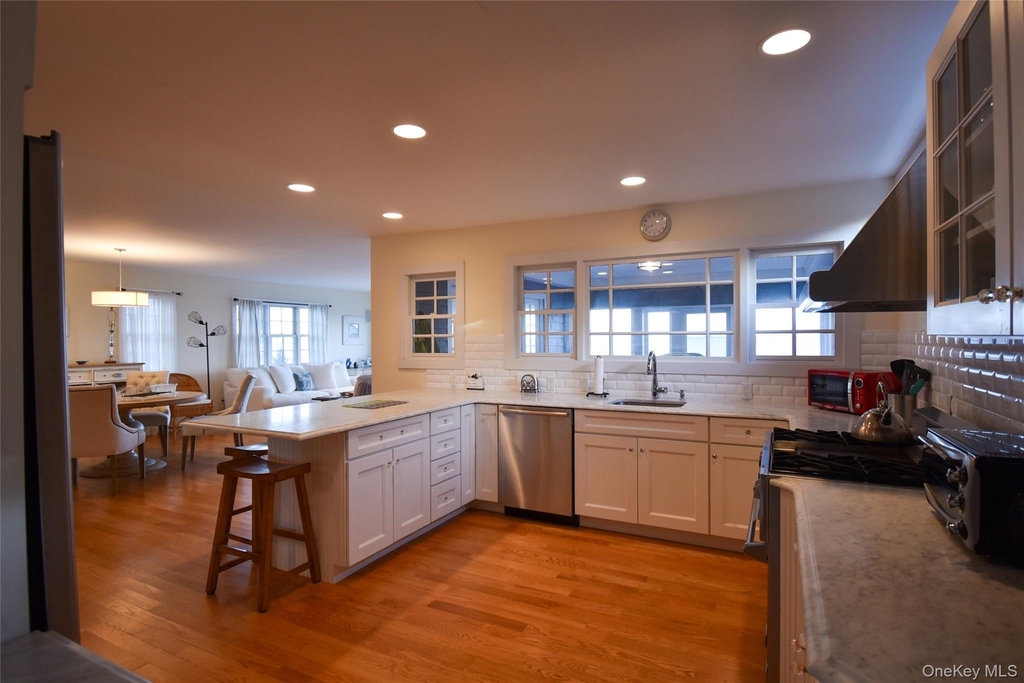 21 Bayside Avenue - Photo 7