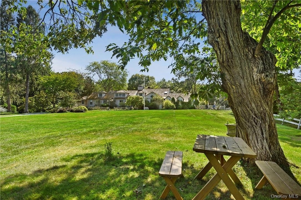 106 Old Stone Hill Road - Photo 2