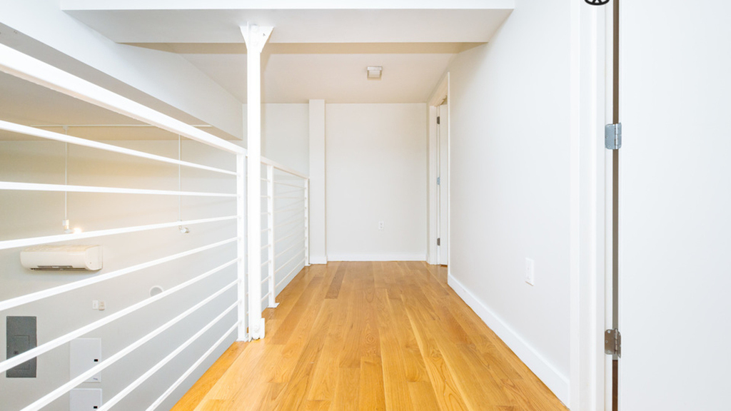 100 Dupont Street - Photo 8