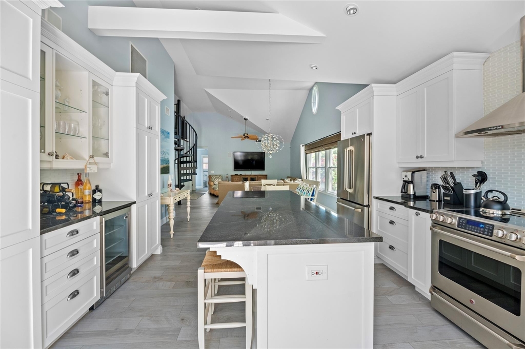 112 Ocean Road - Photo 8