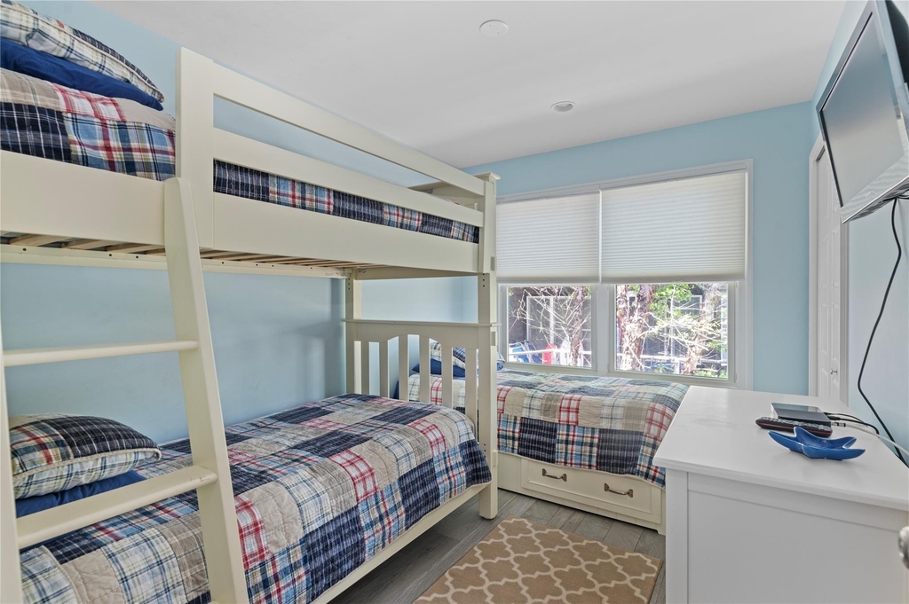 112 Ocean Road - Photo 12