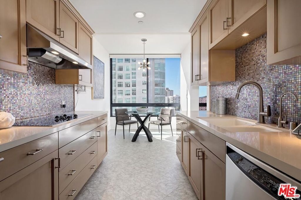 10350 Wilshire Boulevard - Photo 20