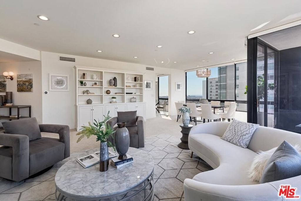 10350 Wilshire Boulevard - Photo 8