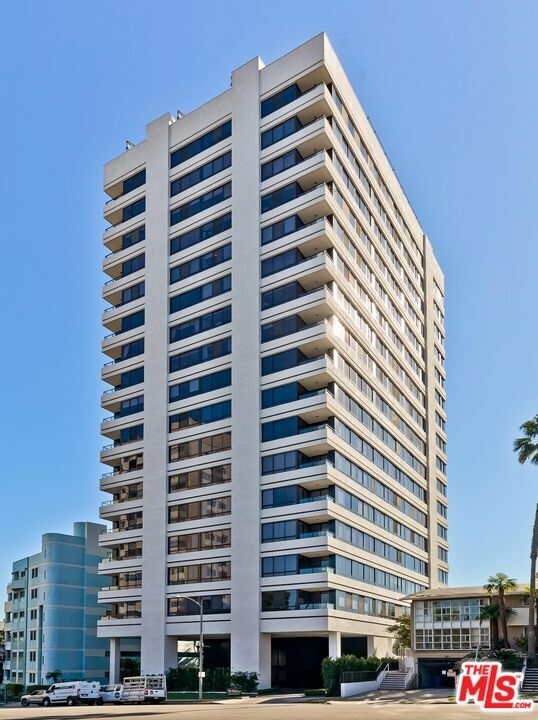 10350 Wilshire Boulevard - Photo 2