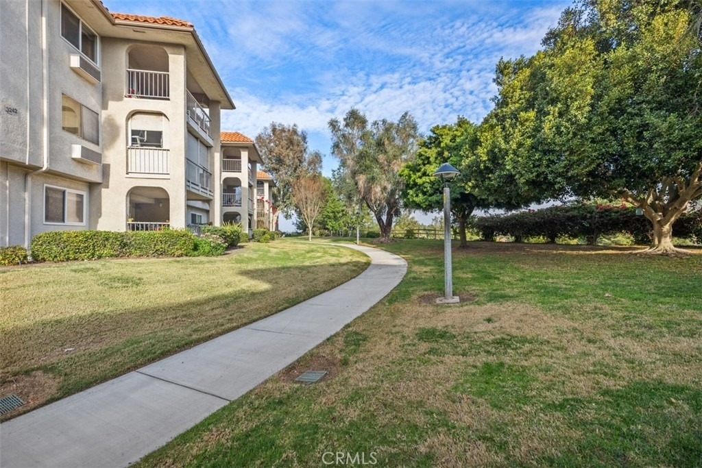 3242 San Amadeo - Photo 3