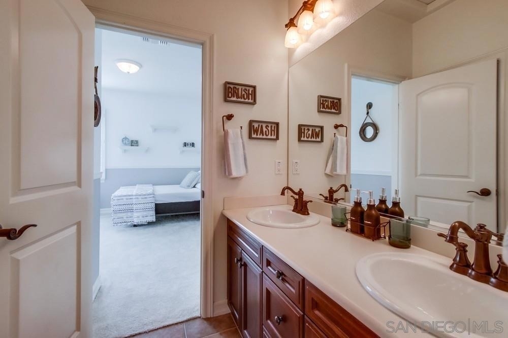 15562 Bristol Ridge Terrace - Photo 52