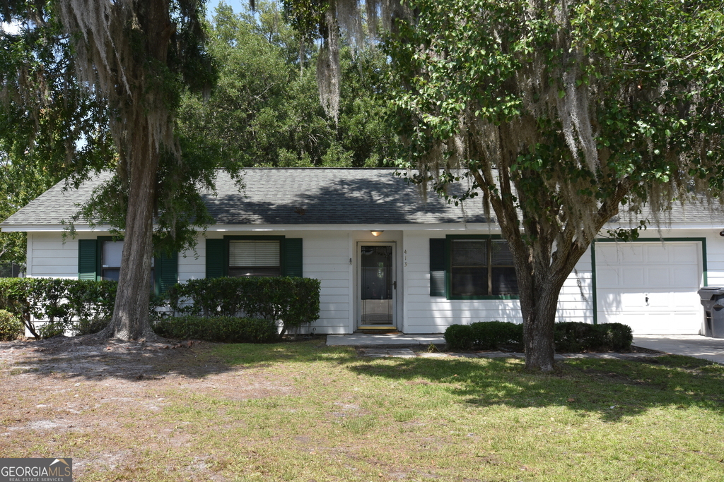 413 Sunnyside Drive - Photo 1
