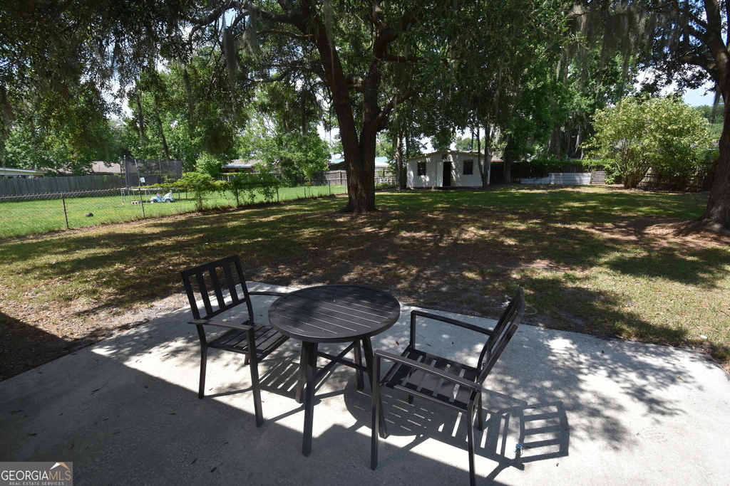413 Sunnyside Drive - Photo 16