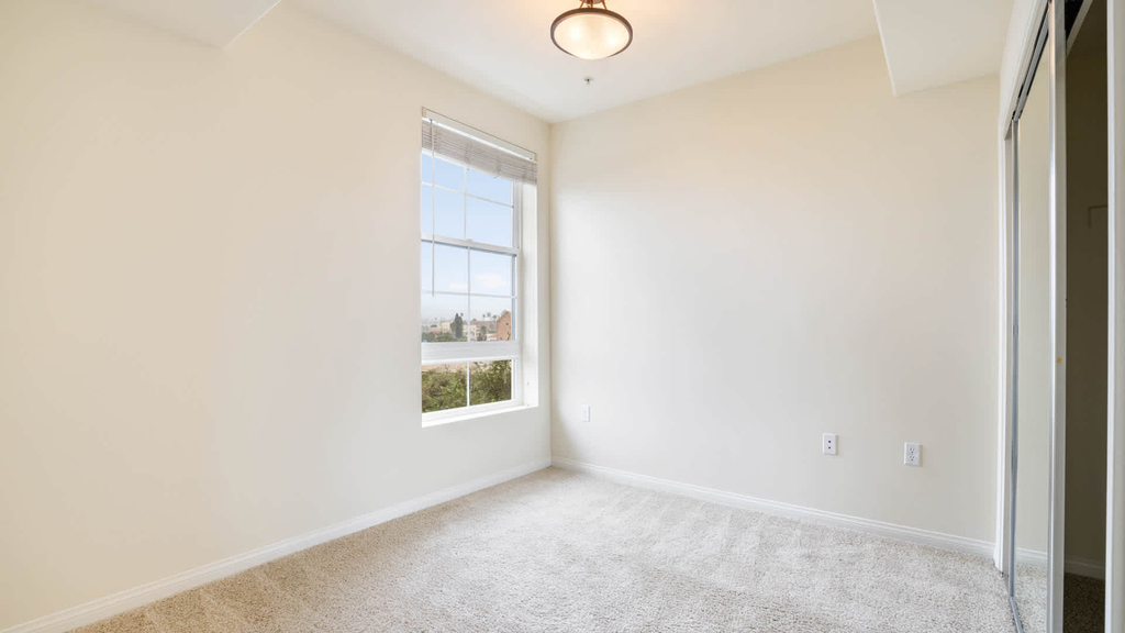 918 S. Oxford Ave - Photo 15