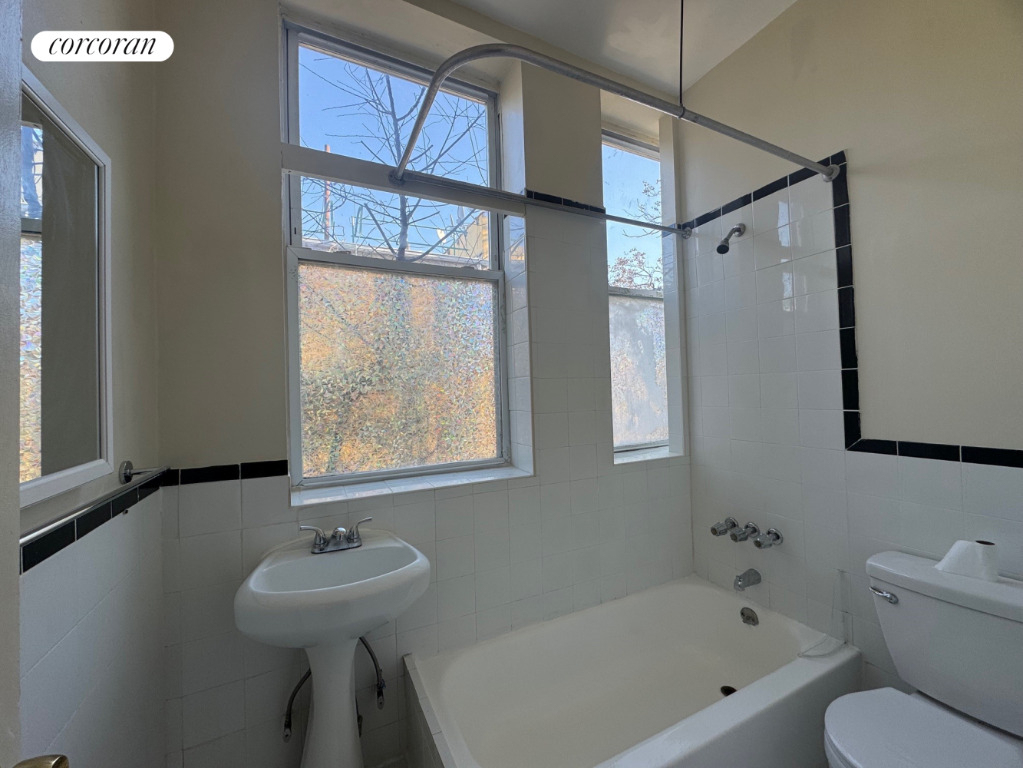 74 Stanhope Street - Photo 6