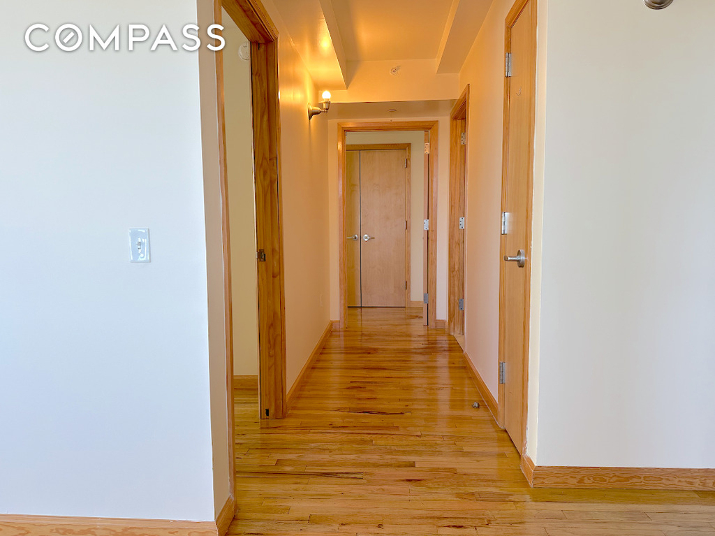 540 W 53rd Street - Photo 3