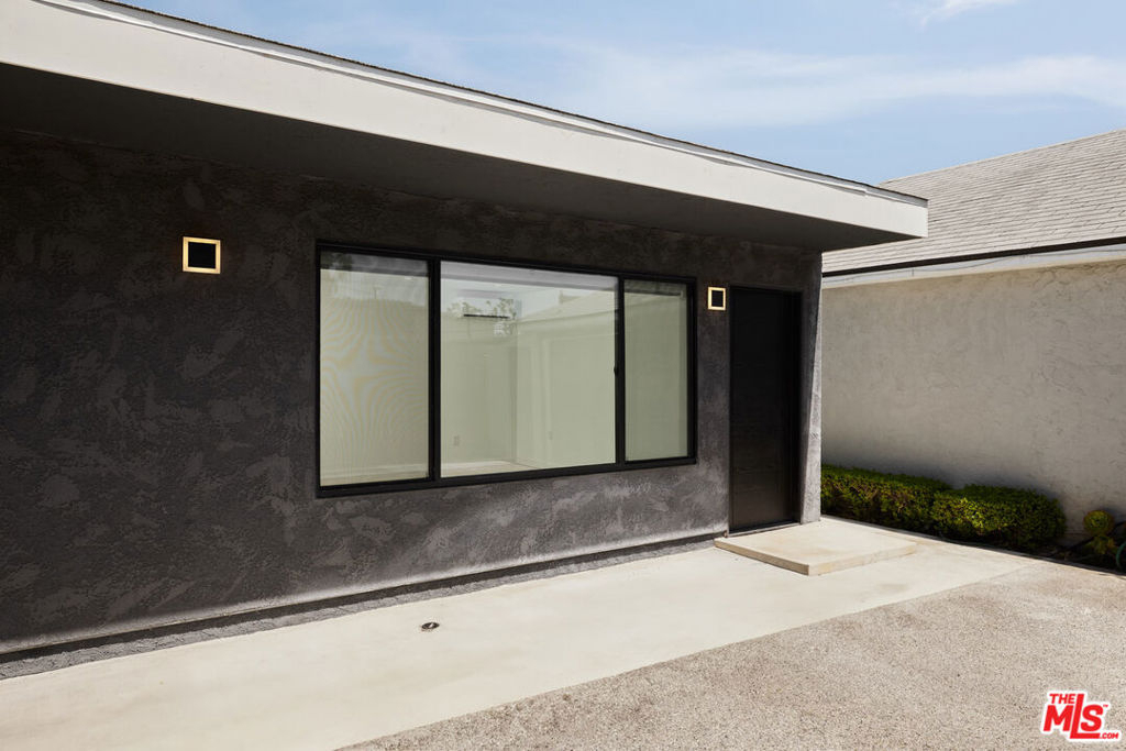 2614 Kansas Avenue - Photo 6