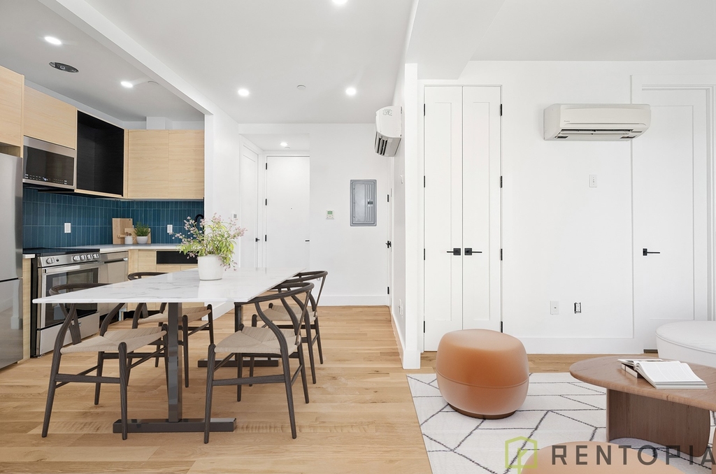 188 Ainslie Street - Photo 0