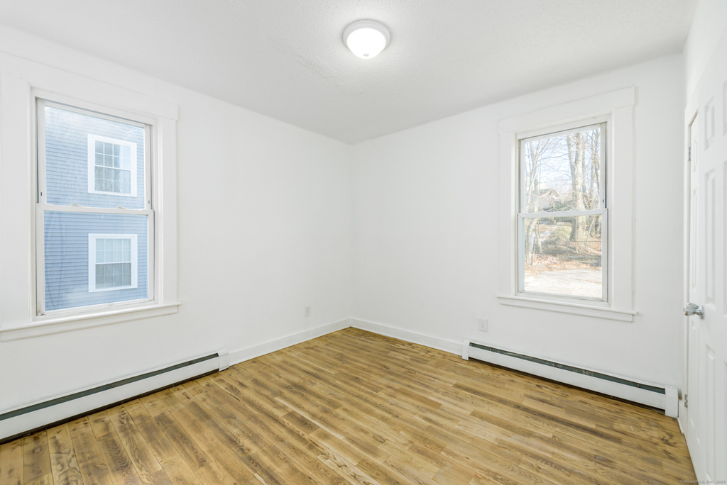 517 Winchester Avenue - Photo 6