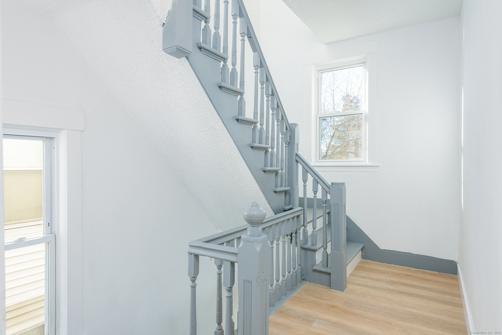 517 Winchester Avenue - Photo 10