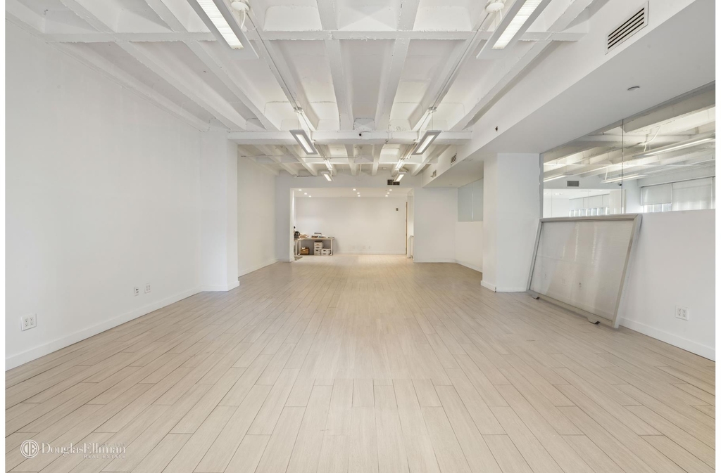 800 Second Ave - Photo 0