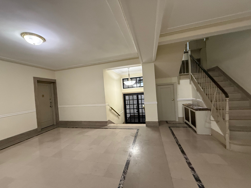71 West 12th Street - Photo 11