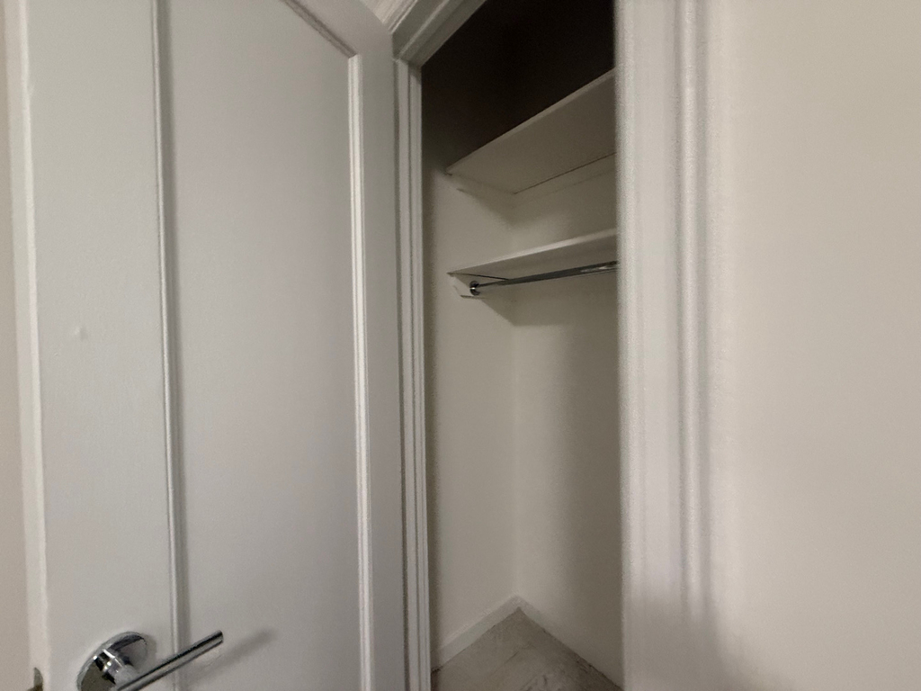 71 West 12th Street - Photo 7