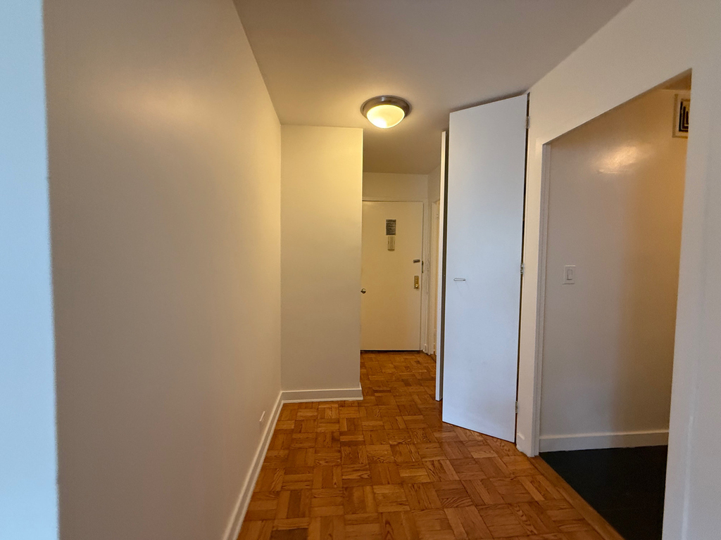 145 4th Avenue - Photo 6