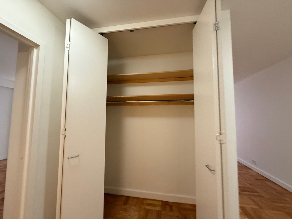 145 4th Avenue - Photo 7