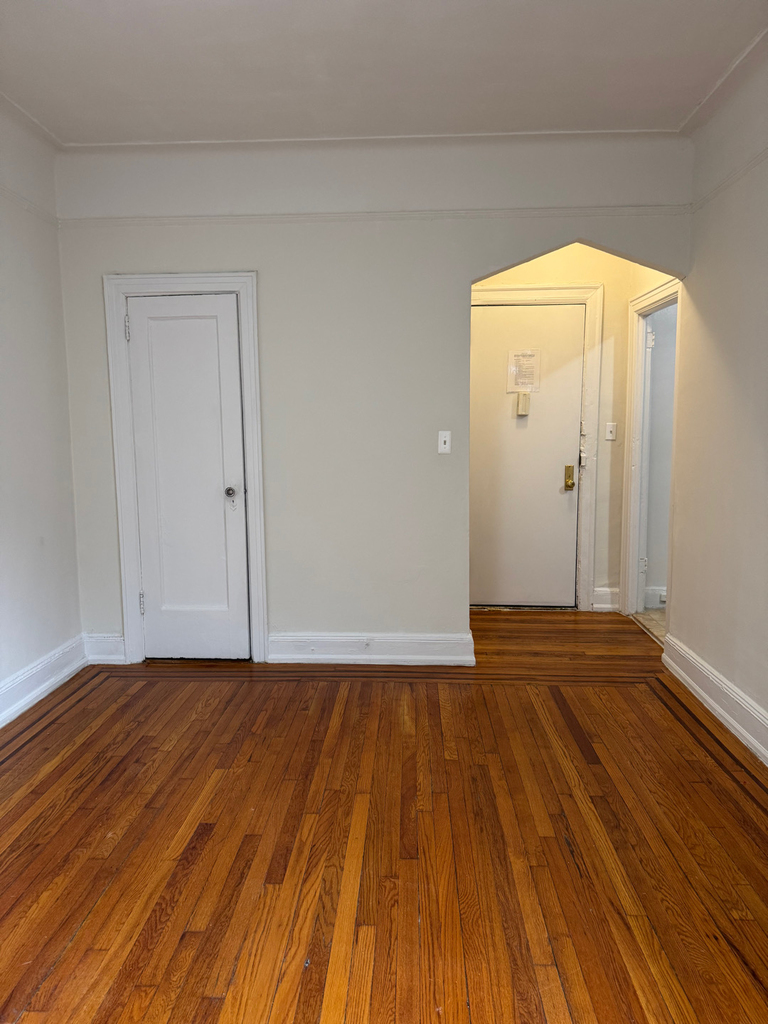 21-6 33rd Street - Photo 0