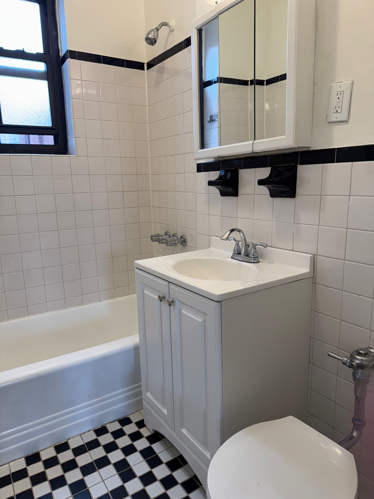 21-6 33rd Street - Photo 10