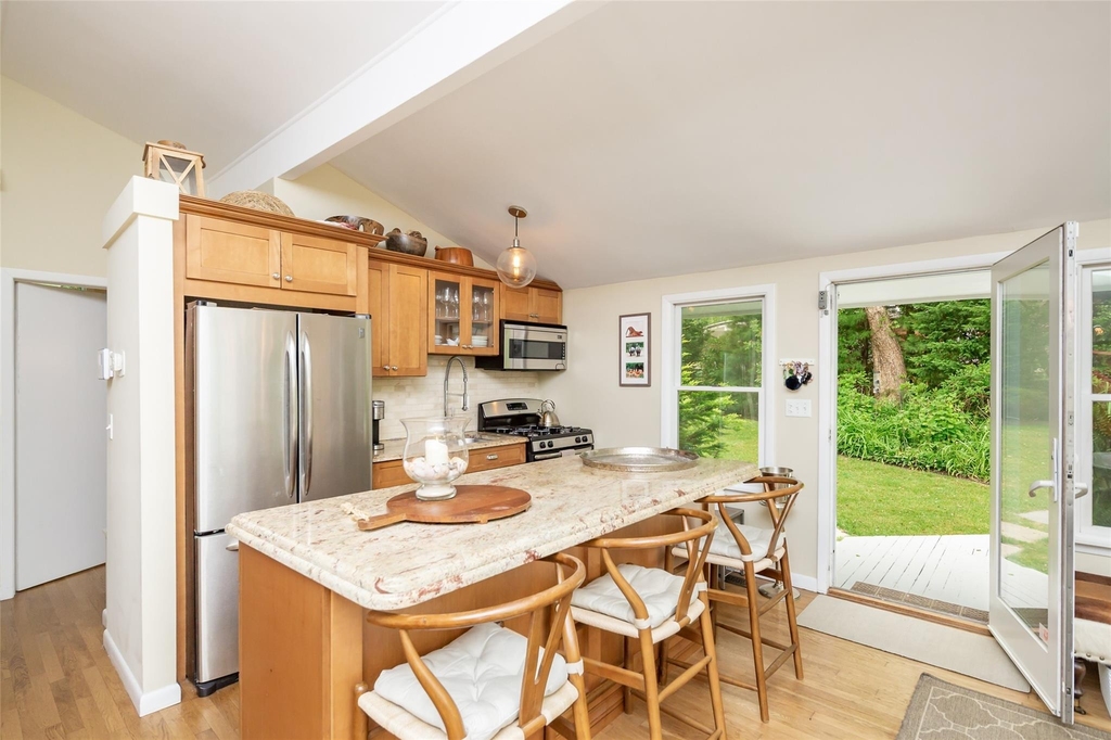 21 Hillover Road E - Photo 12