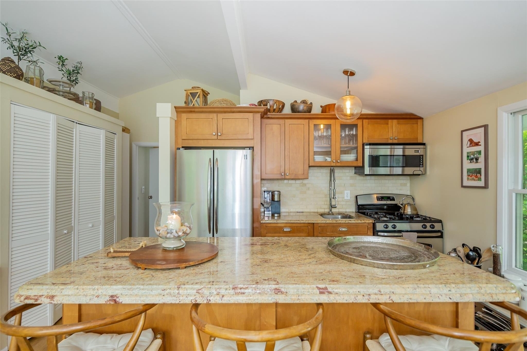 21 Hillover Road E - Photo 14