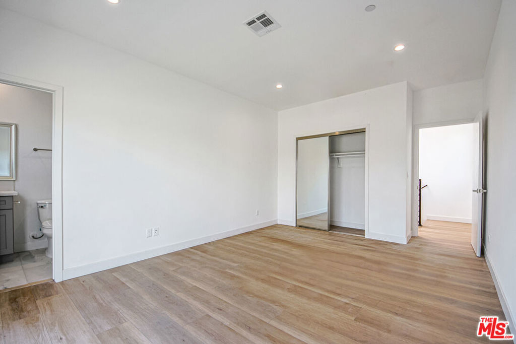 1921 Carmona Avenue - Photo 61