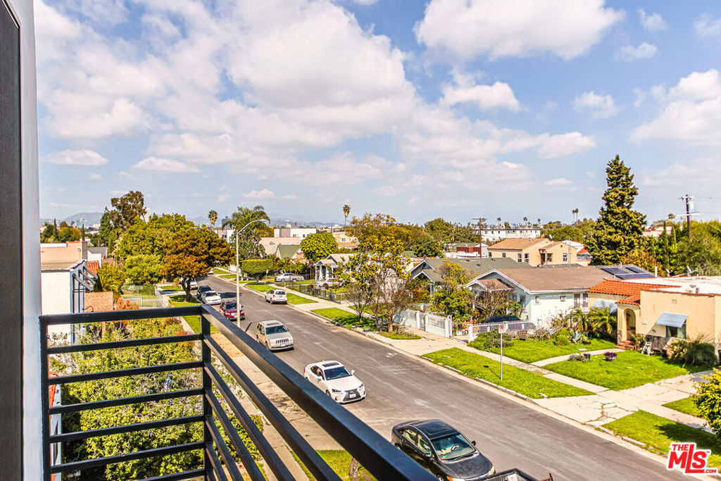 1921 Carmona Avenue - Photo 28