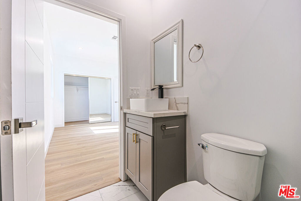 1921 Carmona Avenue - Photo 57
