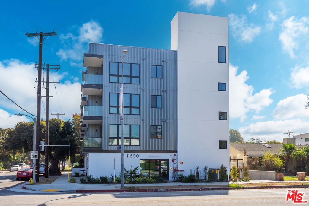 11600 National Boulevard - Photo 28