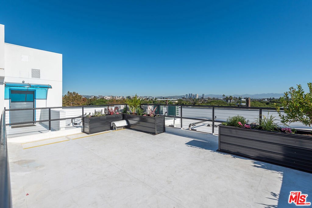 11600 National Boulevard - Photo 22