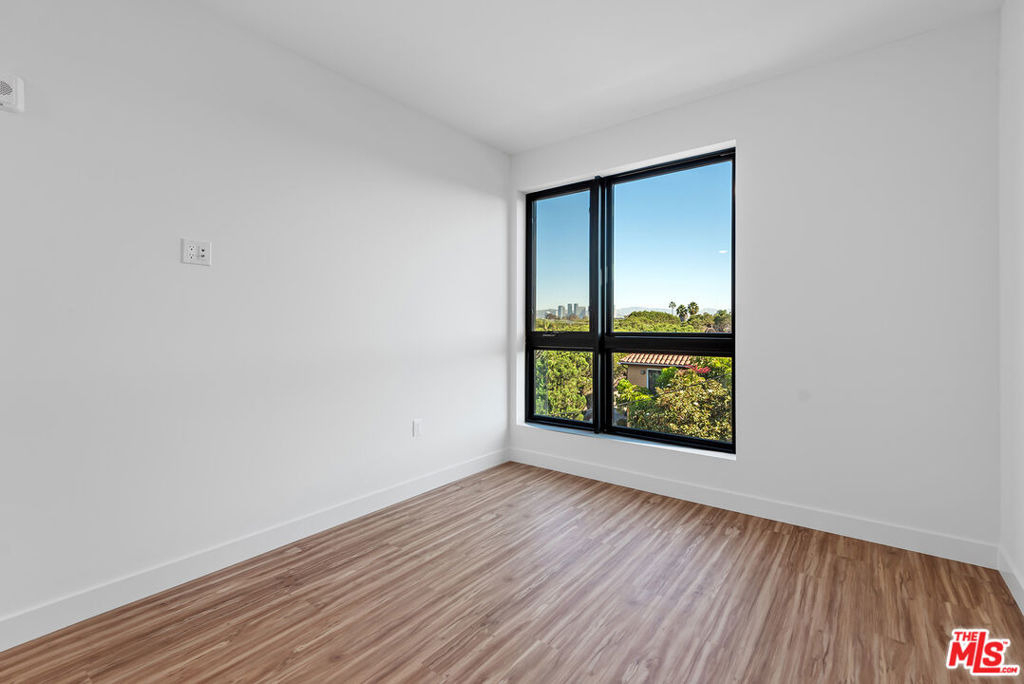 11600 National Boulevard - Photo 13
