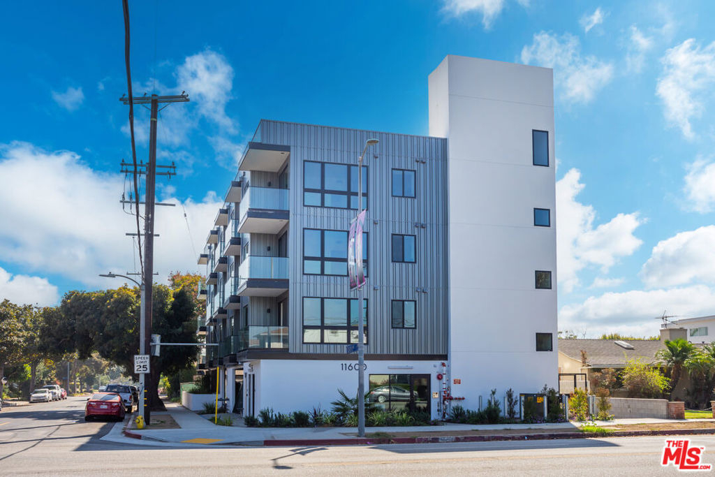 11600 National Boulevard - Photo 27