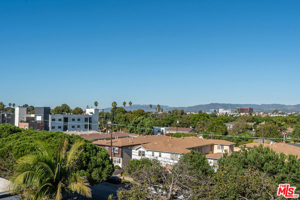 11600 National Boulevard - Photo 19