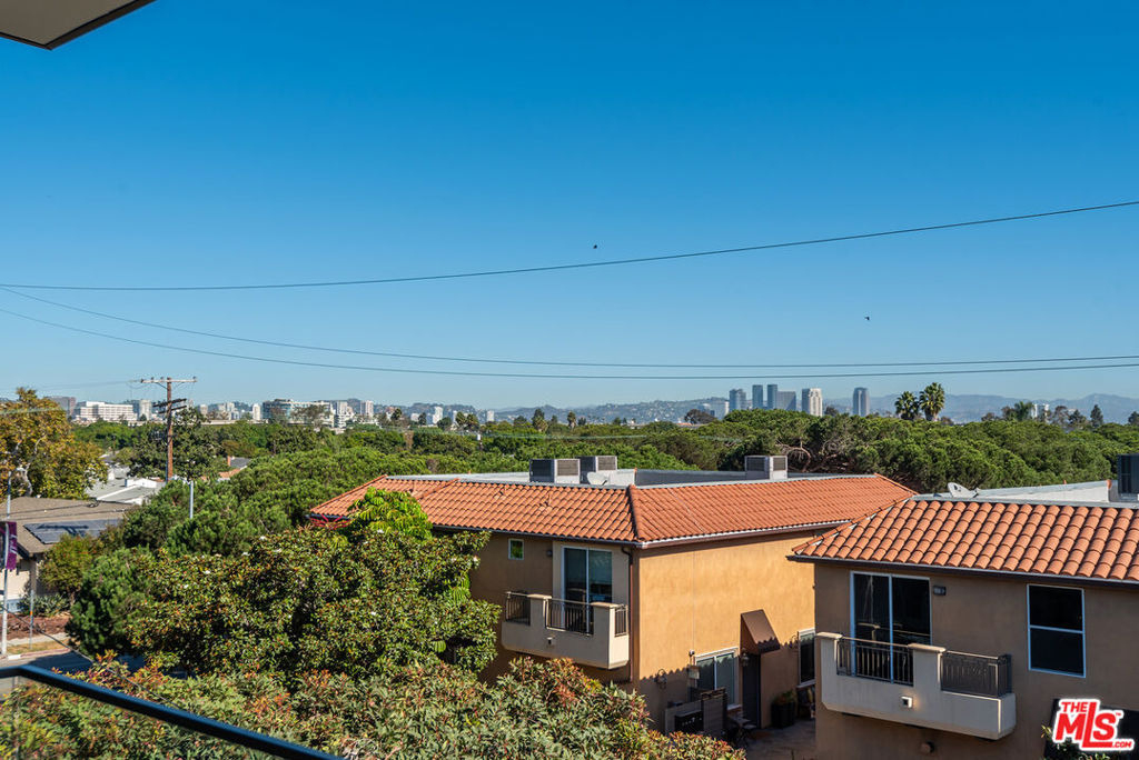 11600 National Boulevard - Photo 18