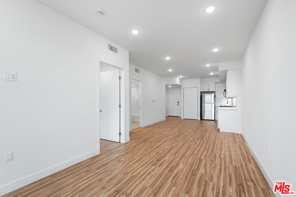 11600 National Boulevard - Photo 7