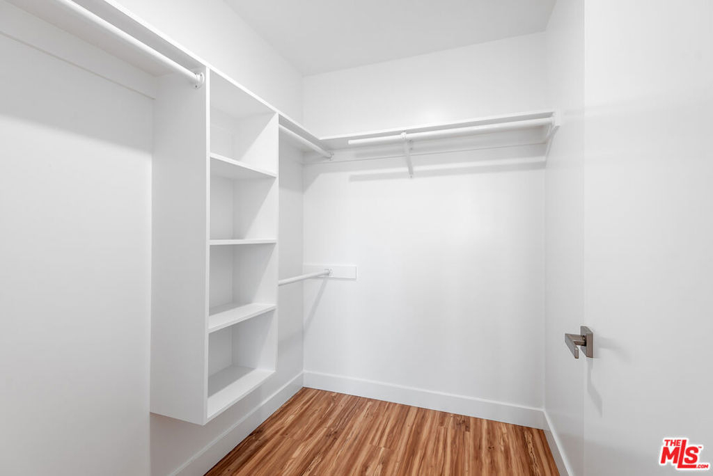 11600 National Boulevard - Photo 14