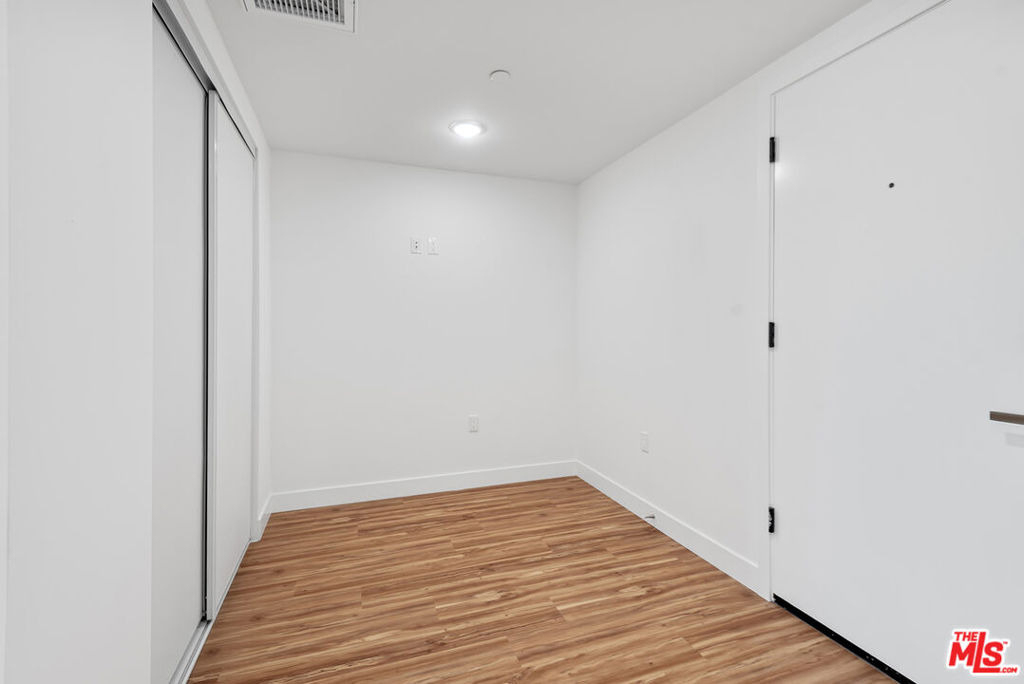 11600 National Boulevard - Photo 9